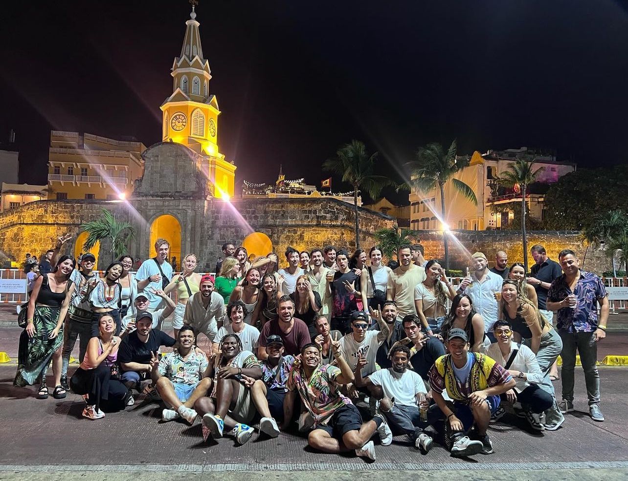 Pub Crawl Cartagena (Bar Tour) 2